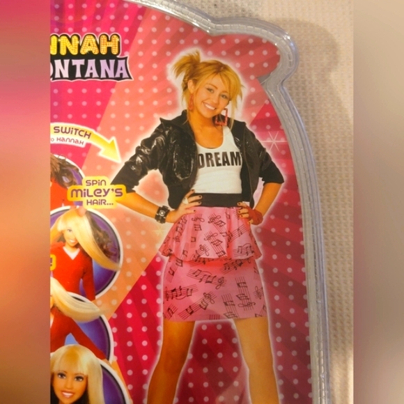 🥳 HOST PICK 🥳 Hannah Montana Doll Gift Set ! - Picture 7 of 13